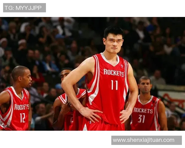 巨人姚明的传奇人生与篮球梦想的追求之路 巨人姚明的传奇人生与篮球梦想的追求之路